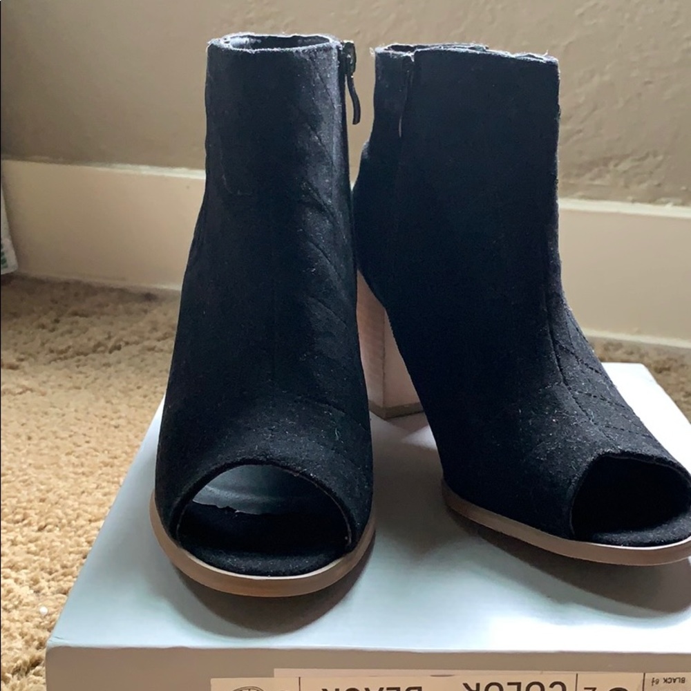 High heel ankle boots